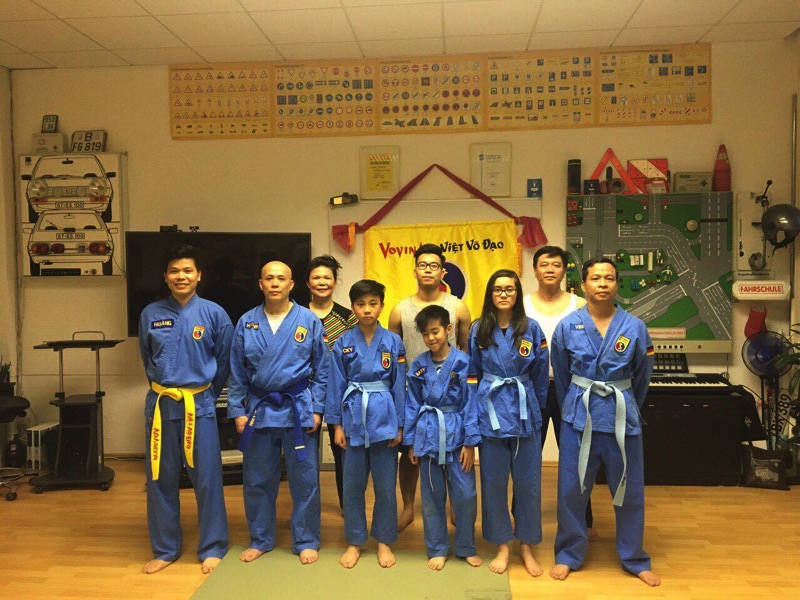 câu lạc bộ Vovinam Berlin tại trường dạy lái xe Hoàn Kiếm